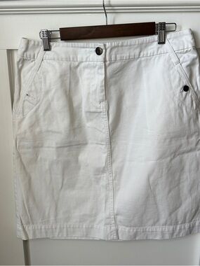 White Cotton Skirt with Front Seam